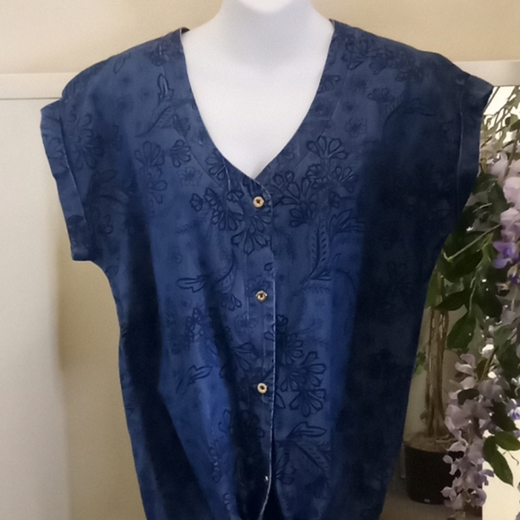 Jones New York Floral Chambray Button Down Top - Picture 1 of 13